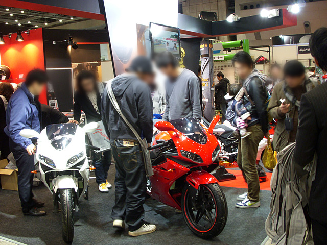 Megelli　250R